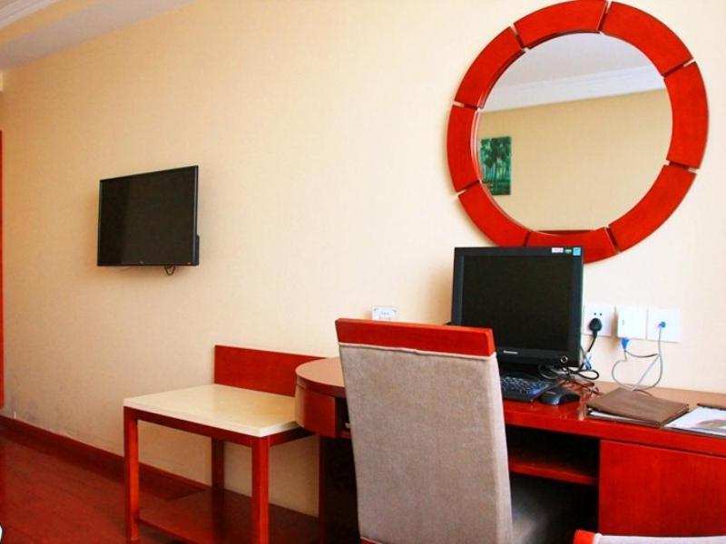 Greentree Inn Beijing Fengtai Dacheng Road Huanleshuimofang Business Hotel Exterior photo